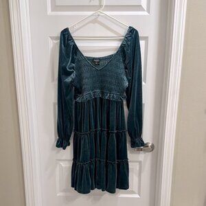 ✨NWT~Boutique Crushed Velvet Dress✨